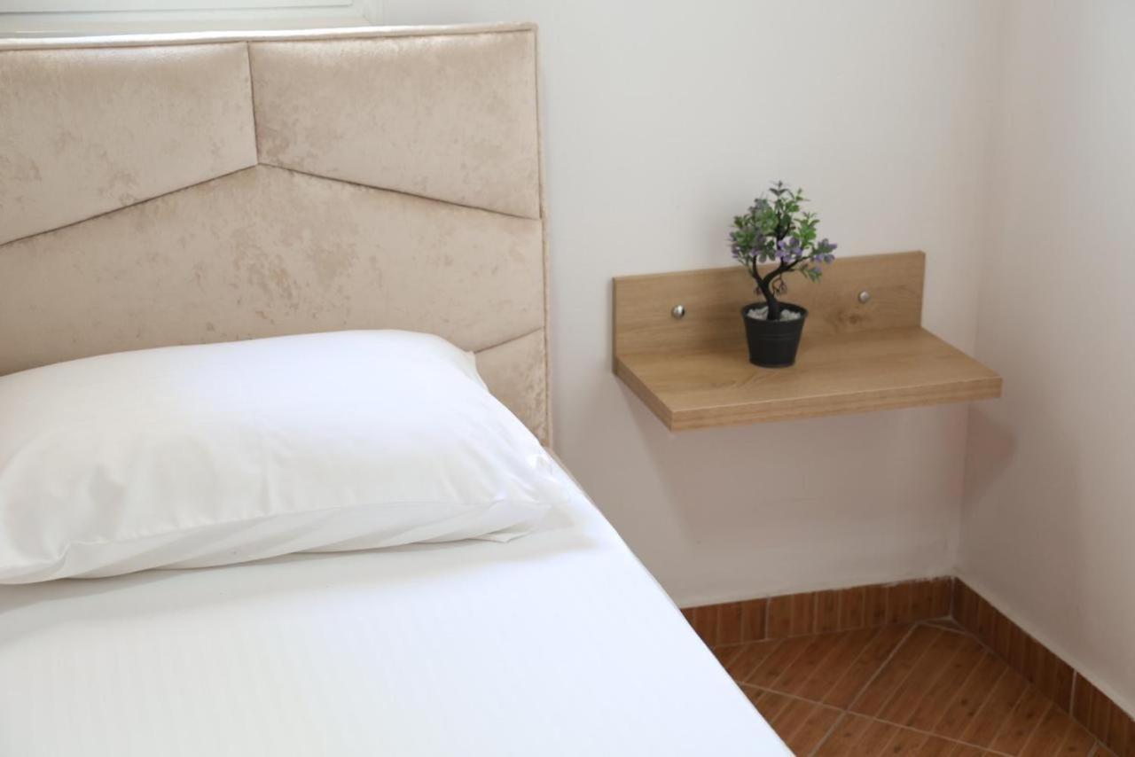 Apartments Villa Luti Stjar Экстерьер фото